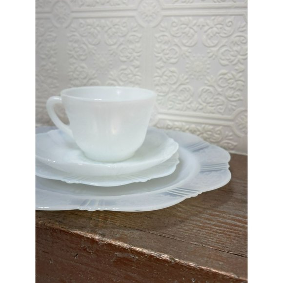 Vintage MacBeth Evans American Sweetheart Glass Monax Opalescent 4 pc Setting - Picture 4 of 15